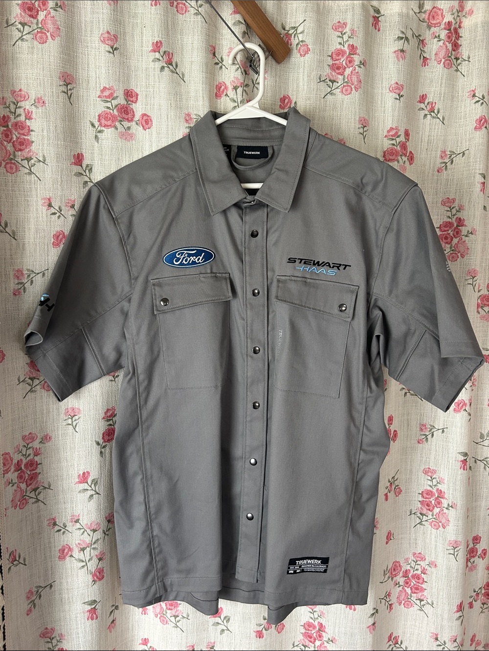 Stewart-Haas Ford Gray Short-Sleeve Work Shirt Jacket